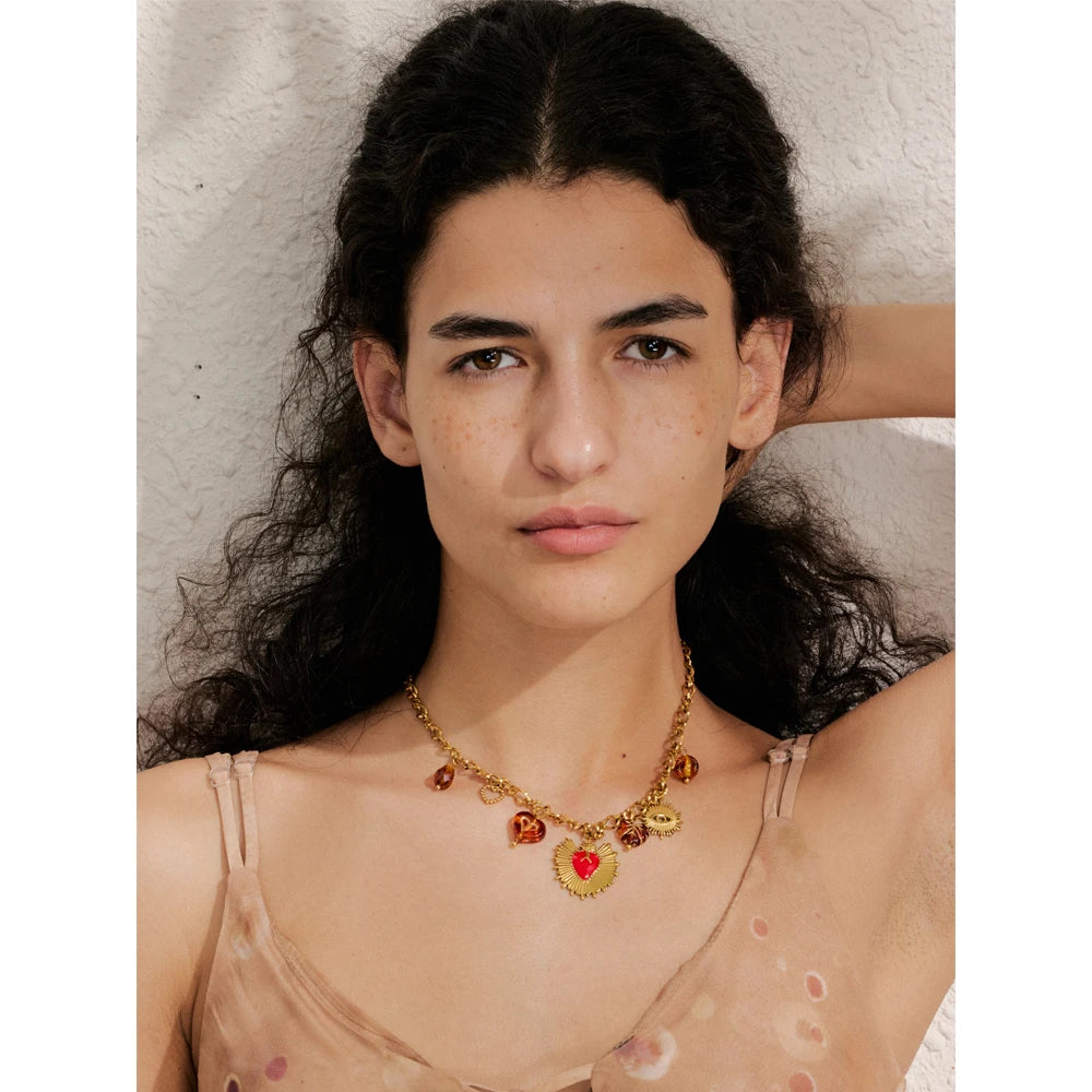 Collar Turquoise Medallion: El Amuleto del Mar Egeo