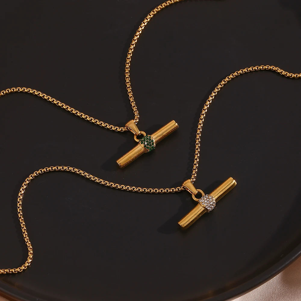 Collar "T-Bar Essence" – Barra Escultural & Pavé de Cristales
