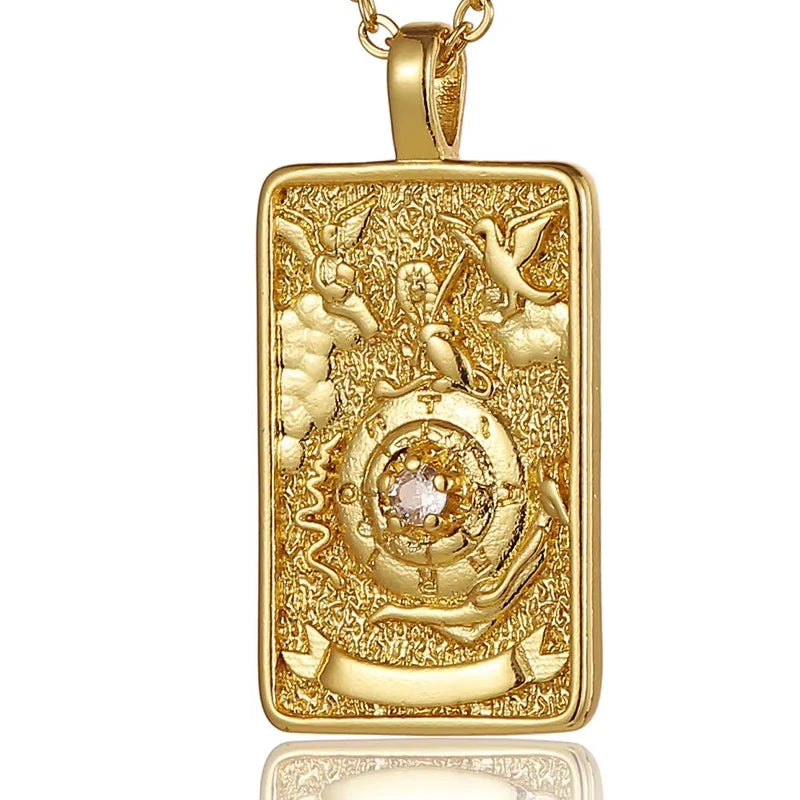 Collar Tarot Destiny: Tu Guía de Acero
