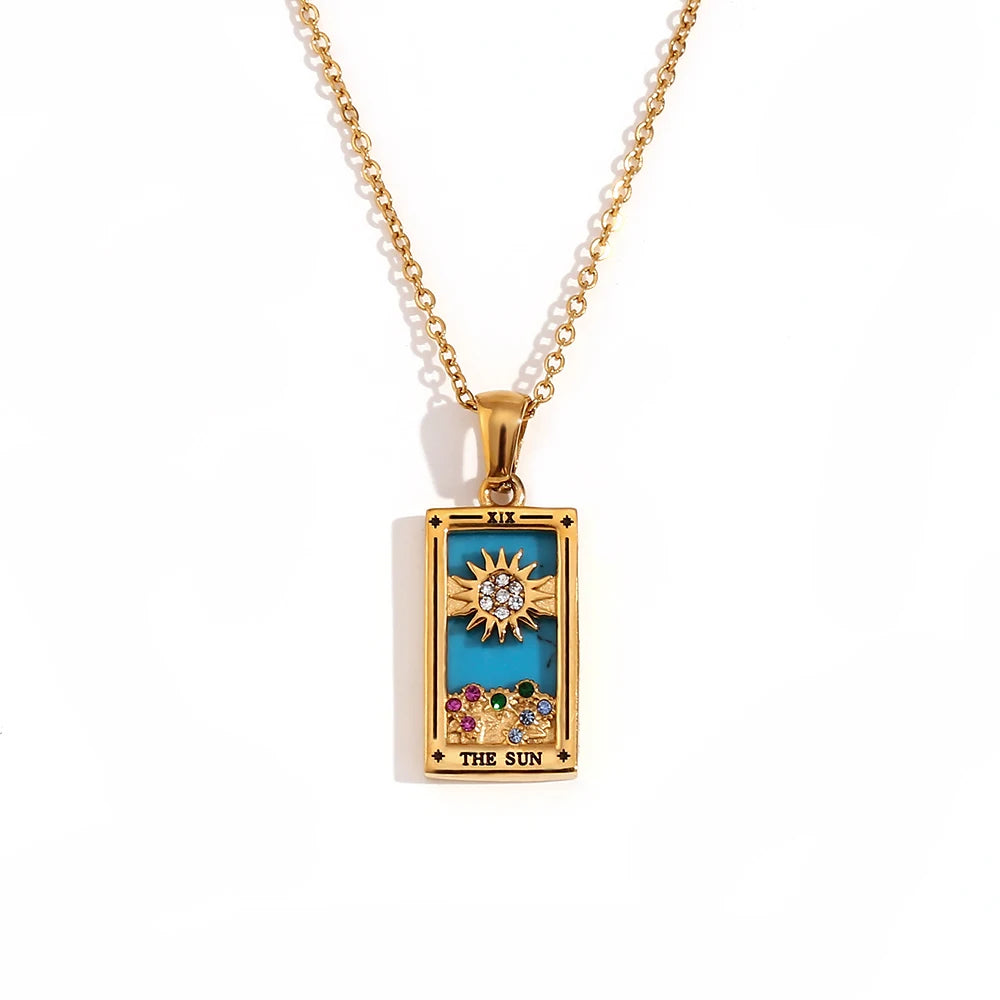 Collar Carta del Tarot "The Star" – Acero Inoxidable Bañado en Oro 18k