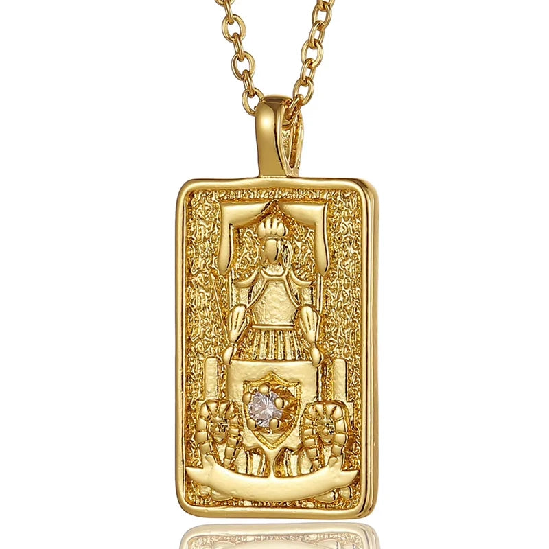 Collar Tarot Destiny: Tu Guía de Acero