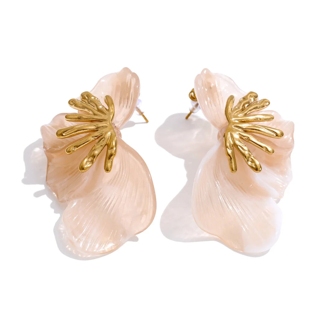 Pendientes Petal Bloom: Elegancia Escultural