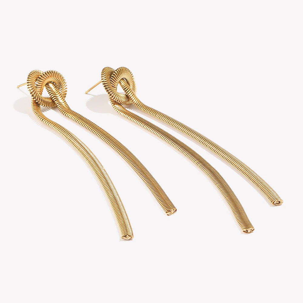 Pendientes "Eternal Knot" – Nudos de Oro Escultural