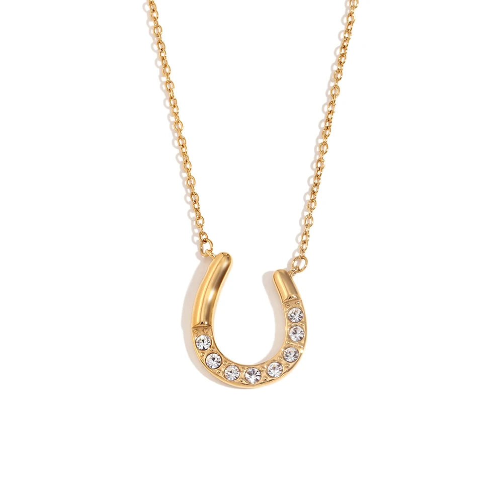 Collar "Lucky Charm" – Herradura con Cristales Esmeralda & Diamond