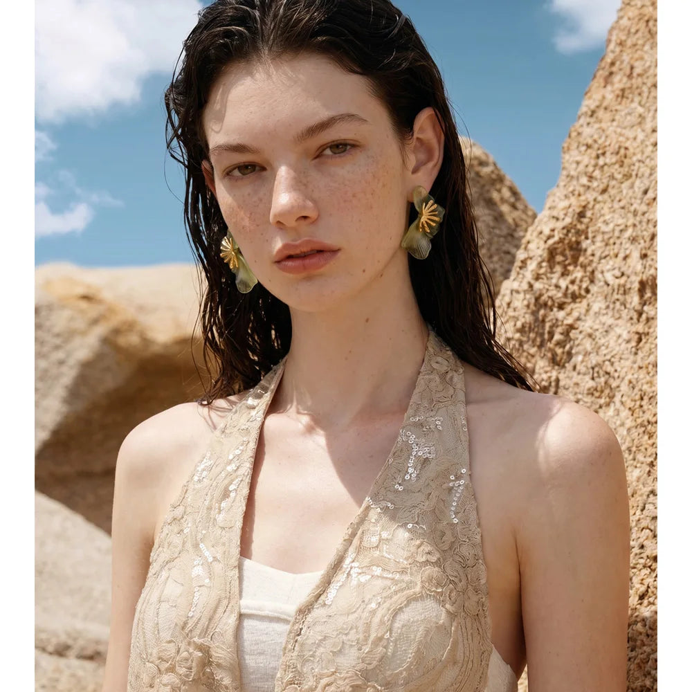Pendientes Petal Bloom: Elegancia Escultural