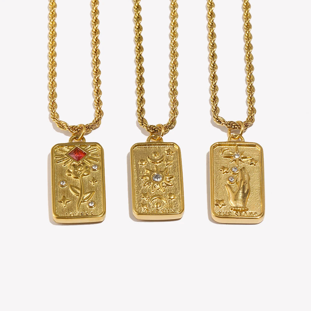 Collar Tarot Amulet: Tu Guía Universal