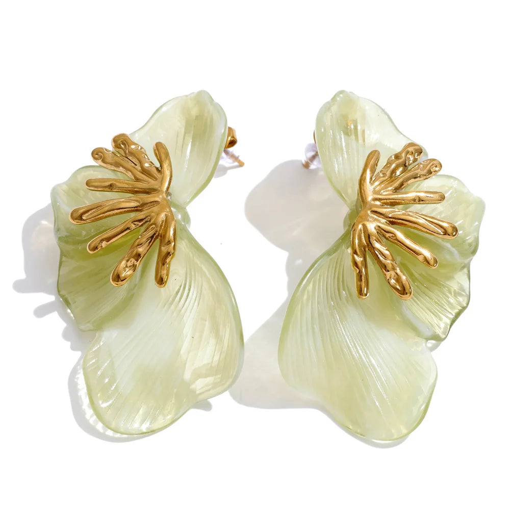 Pendientes Petal Bloom: Elegancia Escultural