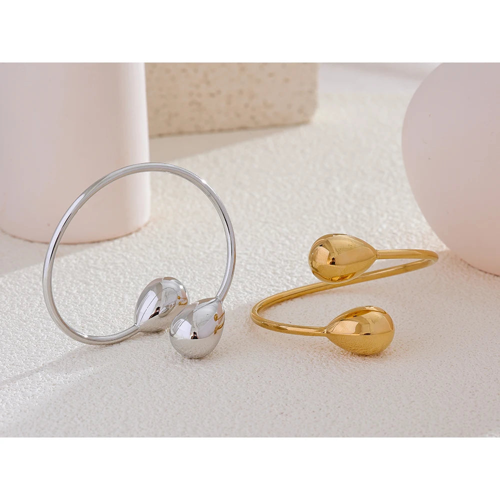 Brazalete Aura Drop: Fluidez y Vanguardia